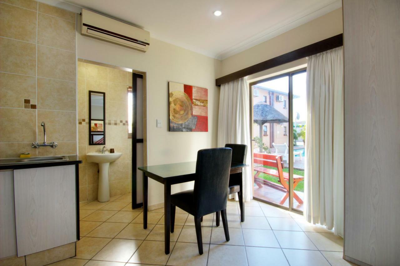 Seagull Lodge Richards Bay Exteriör bild