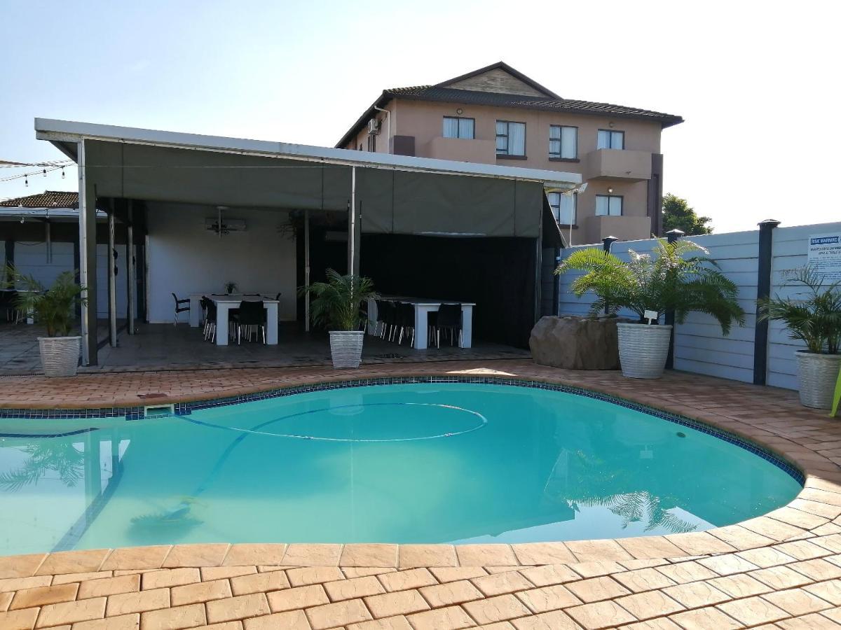 Seagull Lodge Richards Bay Exteriör bild
